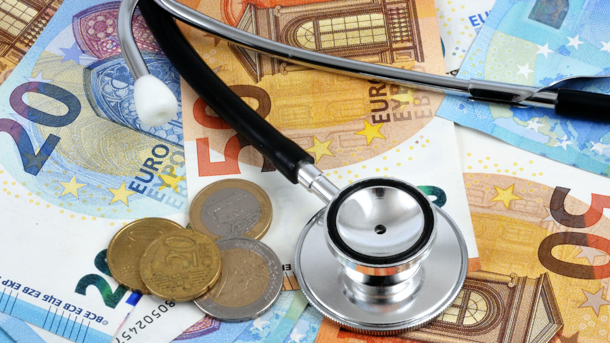 découvrez tout ce qu'il faut savoir sur le coût des mutuelles de santé en france. comparez les offres, les garanties et les tarifs pour trouver la couverture qui correspond à vos besoins et à votre budget.