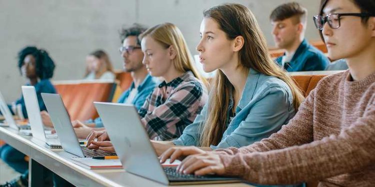 découvrez nos complémentaires santé spécialement conçues pour les étudiants en alternance, offrant une couverture adaptée à vos besoins et à votre budget.