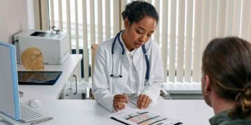découvrez tout ce qu'il faut savoir sur le droit à la complémentaire santé solidaire en 2025, conditions d'éligibilité, démarches et avantages pour accéder à une couverture santé facilitée.