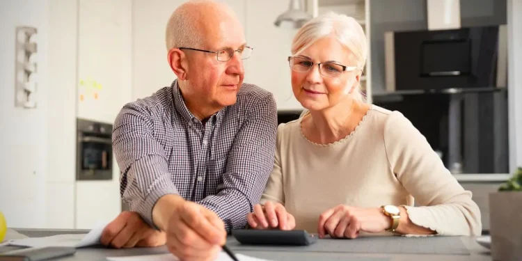 découvrez comment choisir la mutuelle adaptée après la retraite pour bénéficier d'une couverture santé optimale et profiter sereinement de vos années de retraite.