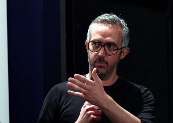 découvrez comment ajuster votre complémentaire santé après 65 ans pour bénéficier d'une couverture adaptée à vos besoins spécifiques à cette étape de la vie.