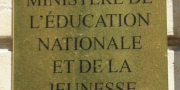 découvrez comment votre mutuelle santé peut vous aider à réduire vos impôts en cochant les bonnes cases. optimisez vos avantages fiscaux dès maintenant.